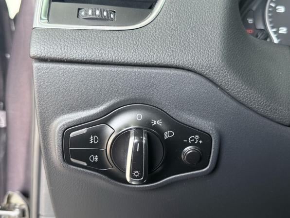 Audi Q5 I (8R) с пробегом 2009 года, цена 1 349 000 рублей, 145000 км, внедорожник, Автокод Объявления