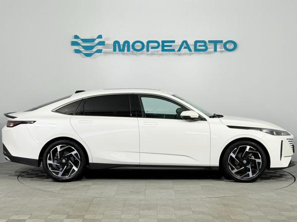 Changan Lamore с пробегом 2023 года, цена 1 990 000 рублей, 67017 км, седан, Автокод Объявления