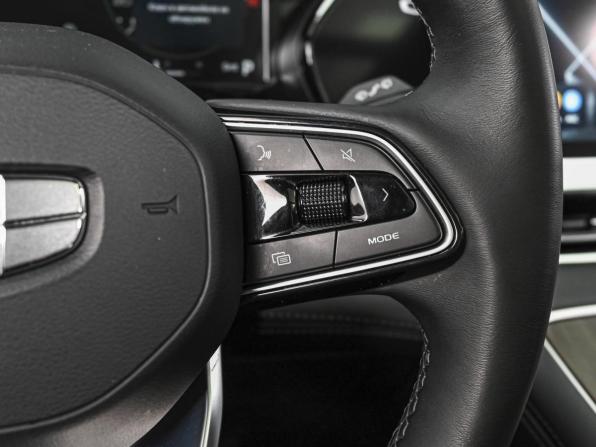 Geely Monjaro I Рестайлинг с пробегом 2025 года, цена 3 975 000 рублей, 30850 км, внедорожник, Автокод Объявления