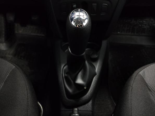 Renault Sandero II с пробегом 2015 года, цена 590 000 рублей, 91231 км, хэтчбек, Автокод Объявления