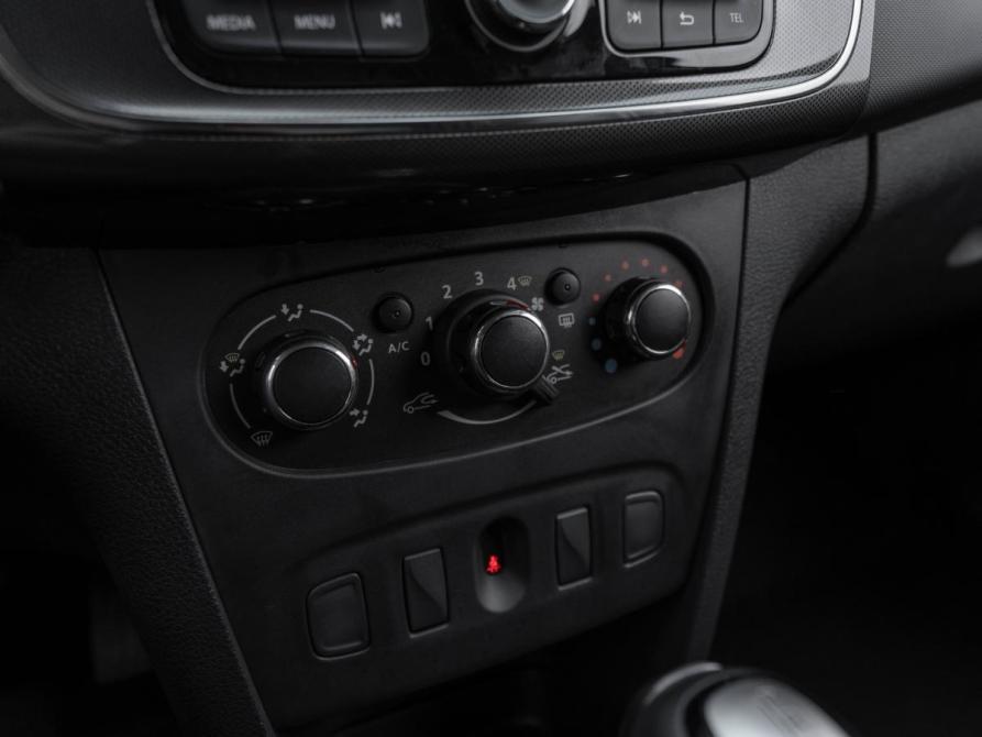 Renault Logan II Рестайлинг Москва  - изображение 17