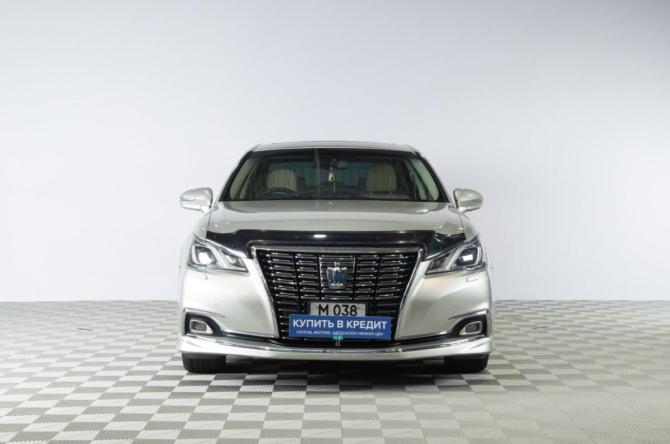 Toyota Crown XIV (S210) Рестайлинг с пробегом 2016 года, цена 2 579 000 рублей, 302030 км, седан, Автокод Объявления