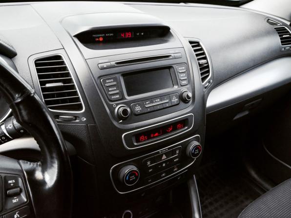 Kia Sorento II Рестайлинг с пробегом 2013 года, цена 1 715 000 рублей, 138000 км, внедорожник, Автокод Объявления