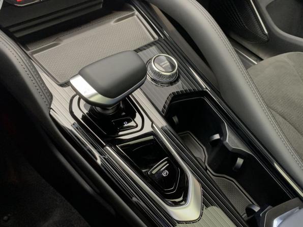 Geely Monjaro I с пробегом 2024 года, цена 3 770 000 рублей, 10000 км, внедорожник, Автокод Объявления