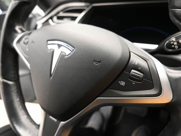 Tesla Model S I с пробегом 2013 года, цена 1 999 900 рублей, 184955 км, лифтбек, Автокод Объявления