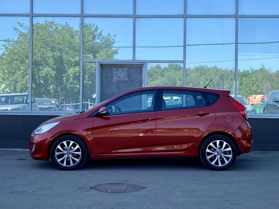 Hyundai Solaris I Москва  - изображение 8