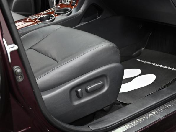 Toyota Highlander II (XU40) Рестайлинг с пробегом 2012 года, цена 1 799 000 рублей, 186000 км, внедорожник, Автокод Объявления