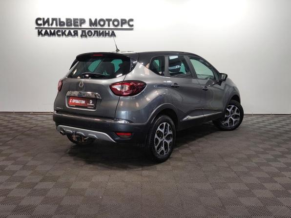 Renault Kaptur I с пробегом 2017 года, цена 1 250 000 рублей, 147000 км, внедорожник, Автокод Объявления