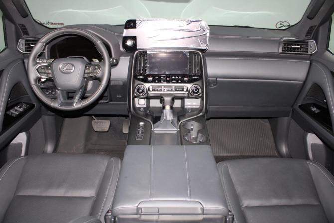 Lexus LX IV с пробегом 2026 года, цена 23 700 000 рублей, 38 км, внедорожник, Автокод Объявления