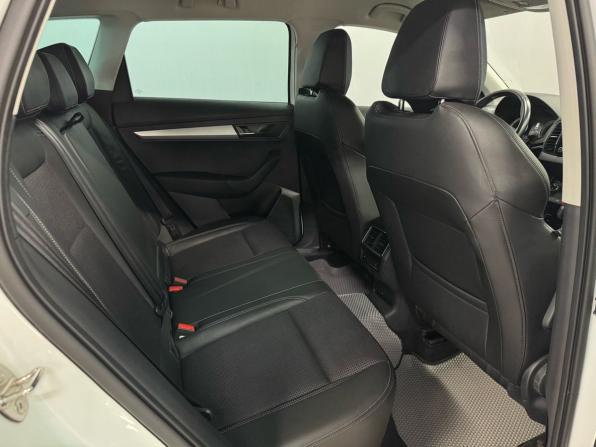 Skoda Karoq I с пробегом 2020 года, цена 2 290 000 рублей, 122732 км, внедорожник, Автокод Объявления