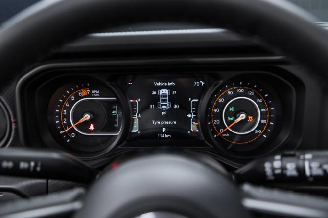 Новый Jeep Wrangler IV (JL) Рестайлинг 2025 года, цена 7 400 000 рублей, внедорожник, Автокод Объявления