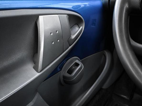 Peugeot 107 I с пробегом 2009 года, цена 469 000 рублей, 152820 км, хэтчбек, Автокод Объявления