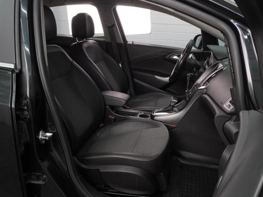 Opel Astra J Рестайлинг Воронеж  - изображение 8