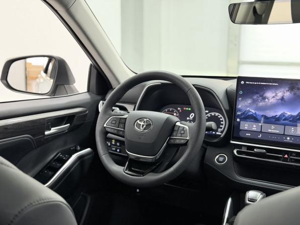 Toyota Highlander IV (XU70) с пробегом 2026 года, цена 5 400 000 рублей, 36 км, внедорожник, Автокод Объявления
