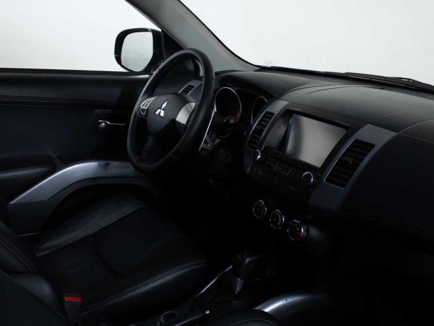 Mitsubishi Outlander II Рестайлинг Москва  - изображение 9