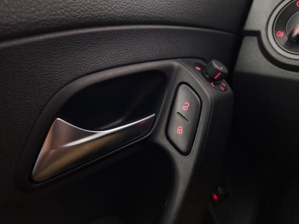 Volkswagen Polo V Рестайлинг с пробегом 2020 года, цена 1 245 000 рублей, 131588 км, седан, Автокод Объявления