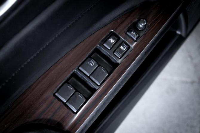 Nissan Teana II Рестайлинг с пробегом 2012 года, цена 1 049 000 рублей, 293001 км, седан, Автокод Объявления