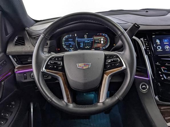 Cadillac Escalade IV с пробегом 2020 года, цена 6 100 000 рублей, 47064 км, внедорожник, Автокод Объявления