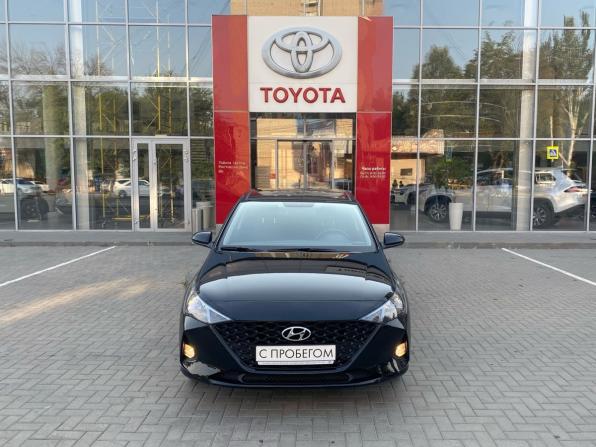 Hyundai Solaris II Рестайлинг с пробегом 2021 года, цена 1 862 000 рублей, 23500 км, седан, Автокод Объявления