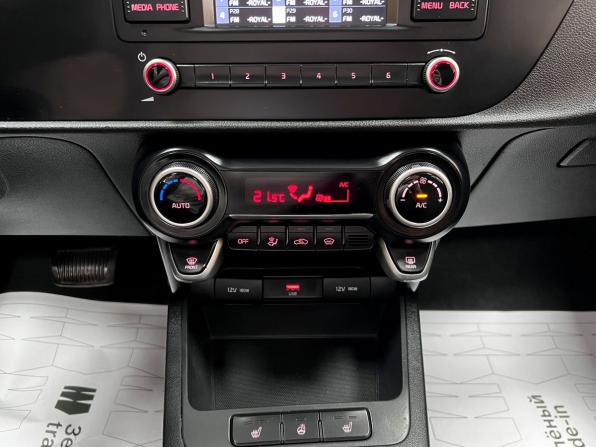 Kia Rio IV Рестайлинг с пробегом 2020 года, цена 1 595 000 рублей, 122561 км, хэтчбек, Автокод Объявления