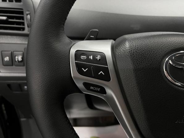 Toyota Verso I Рестайлинг с пробегом 2014 года, цена 1 355 000 рублей, 134000 км, компактвэн, Автокод Объявления