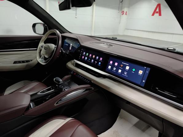 Geely Monjaro I с пробегом 2023 года, цена 2 730 000 рублей, 121046 км, внедорожник, Автокод Объявления