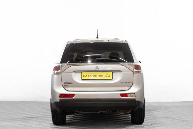 Mitsubishi Outlander III с пробегом 2014 года, цена 1 599 000 рублей, 174200 км, внедорожник, Автокод Объявления