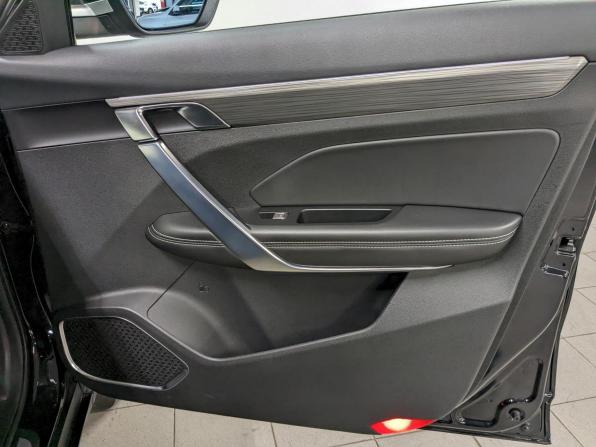 Geely Atlas Pro с пробегом 2022 года, цена 1 790 000 рублей, 80073 км, внедорожник, Автокод Объявления