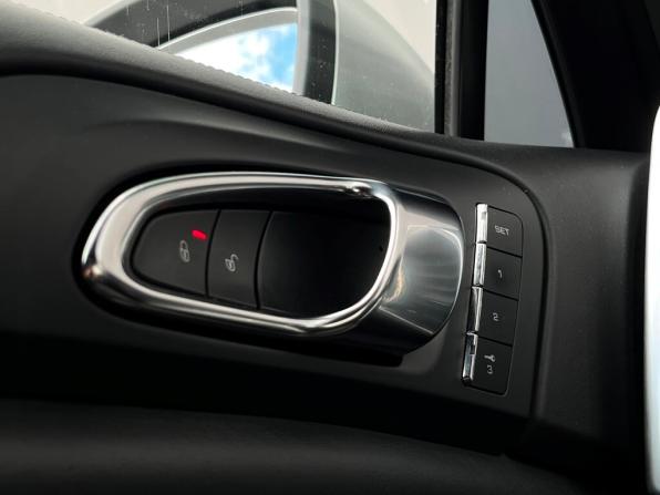 Porsche Cayenne II (958) с пробегом 2013 года, цена 2 497 600 рублей, 261431 км, внедорожник, Автокод Объявления