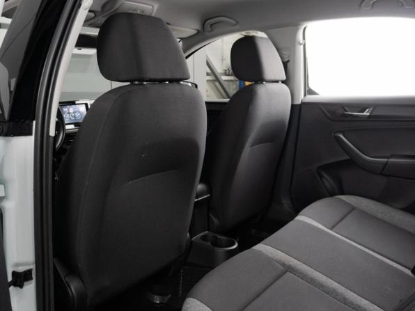 Skoda Rapid II с пробегом 2021 года, цена 1 700 000 рублей, 51682 км, лифтбек, Автокод Объявления