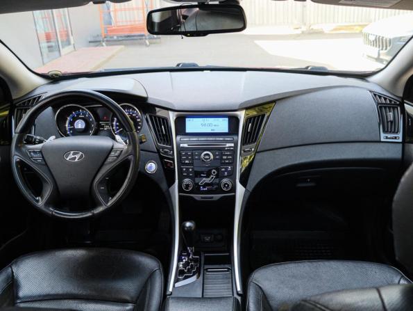 Hyundai Sonata VI (YF) с пробегом 2011 года, цена 1 050 000 рублей, 157013 км, седан, Автокод Объявления