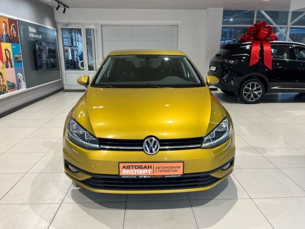Volkswagen Golf VII Рестайлинг с пробегом 2018 года, цена 1 599 000 рублей, 222000 км, хэтчбек, Автокод Объявления