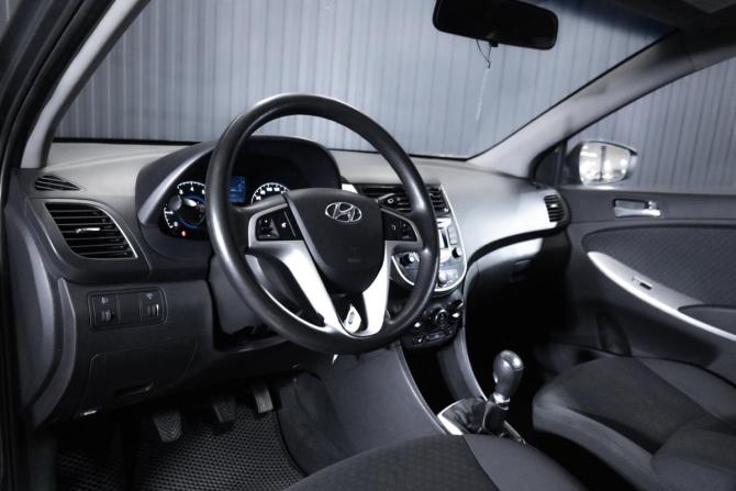 Hyundai Solaris I с пробегом 2012 года, цена 649 000 рублей, 195212 км, хэтчбек, Автокод Объявления