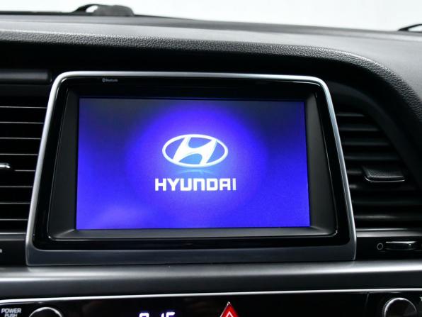 Hyundai Sonata VII (LF) Рестайлинг с пробегом 2017 года, цена 1 787 000 рублей, 139501 км, седан, Автокод Объявления
