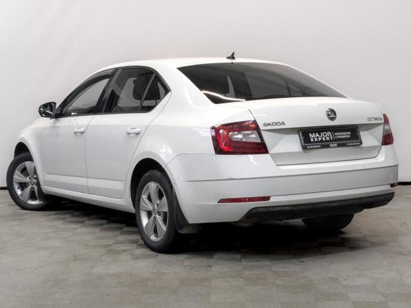 Skoda Octavia III (A7) Рестайлинг с пробегом 2018 года, цена 1 850 000 рублей, 112041 км, лифтбек, Автокод Объявления