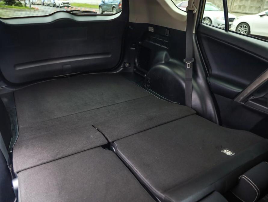 Toyota RAV4 IV (XA40) Рестайлинг Санкт-Петербург  - изображение 28