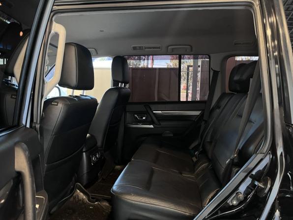 Mitsubishi Pajero IV Рестайлинг 1 с пробегом 2011 года, цена 2 311 000 рублей, 194500 км, внедорожник, Автокод Объявления