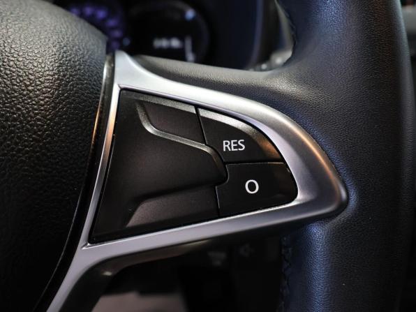 Renault Sandero II Рестайлинг с пробегом 2020 года, цена 1 345 000 рублей, 31494 км, хэтчбек, Автокод Объявления