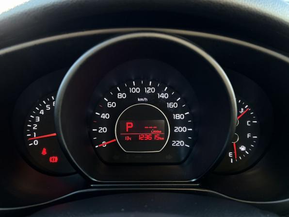 Kia Soul II Рестайлинг с пробегом 2017 года, цена 1 550 000 рублей, 123437 км, хэтчбек, Автокод Объявления