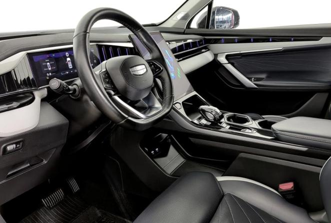 Geely Atlas II с пробегом 2024 года, цена 2 870 000 рублей, 105400 км, внедорожник, Автокод Объявления