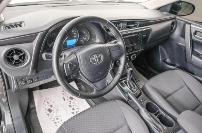 Toyota Corolla XI (E160 E170 E180) Рестайлинг 1 с пробегом 2018 года, цена 1 749 000 рублей, 126000 км, седан, Автокод Объявления