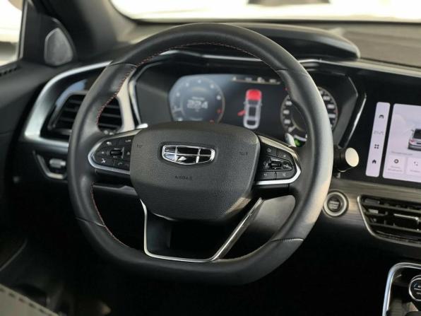 Geely Tugella I Рестайлинг с пробегом 2023 года, цена 2 695 000 рублей, 52151 км, внедорожник, Автокод Объявления