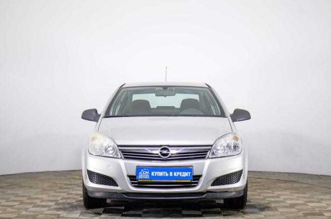 Opel Astra H Рестайлинг с пробегом 2010 года, цена 709 000 рублей, 110000 км, седан, Автокод Объявления