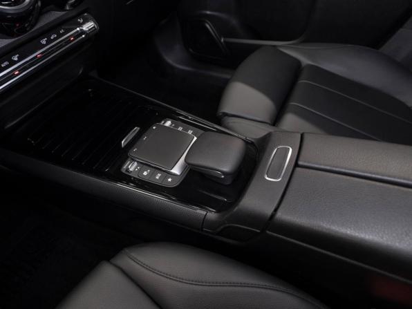 Mercedes-Benz GLB I (X247) с пробегом 2020 года, цена 3 190 000 рублей, 75549 км, внедорожник, Автокод Объявления