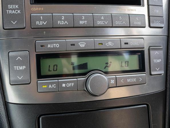 Toyota Avensis II Рестайлинг с пробегом 2006 года, цена 810 000 рублей, 195419 км, седан, Автокод Объявления