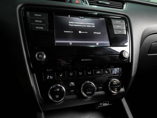 Skoda Octavia III (A7) Рестайлинг с пробегом 2019 года, цена 1 534 000 рублей, 179590 км, лифтбек, Автокод Объявления