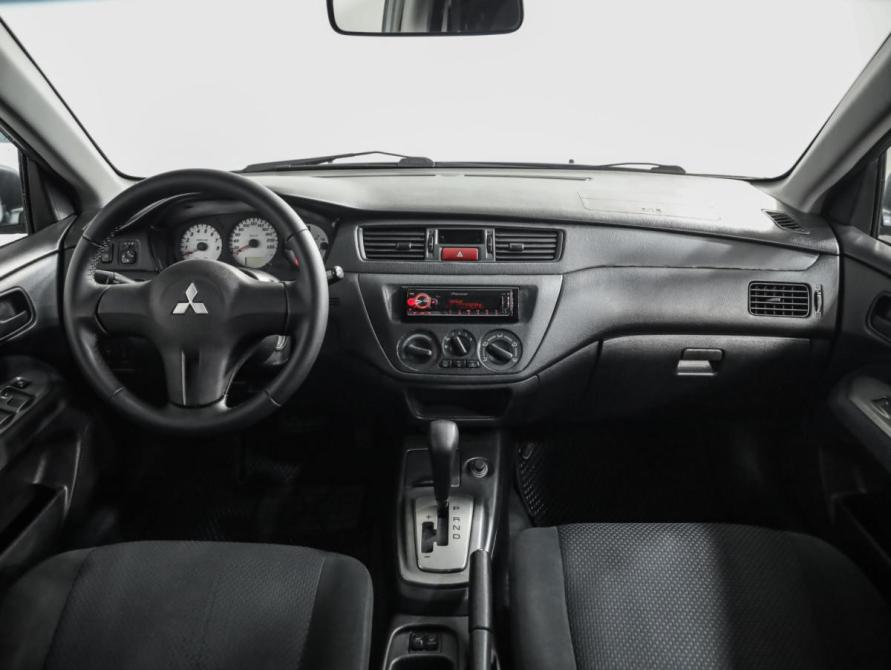 Mitsubishi Lancer IX Рестайлинг Санкт-Петербург  - изображение 10