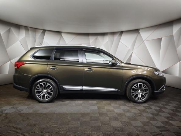 Mitsubishi Outlander III Рестайлинг 2 с пробегом 2016 года, цена 1 549 000 рублей, 218932 км, внедорожник, Автокод Объявления