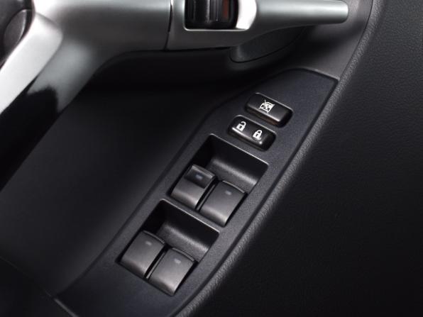 Toyota Verso I с пробегом 2012 года, цена 1 149 995 рублей, 263091 км, компактвэн, Автокод Объявления