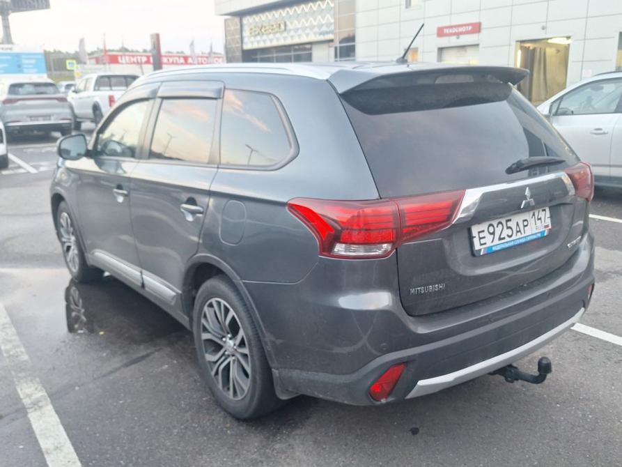 Mitsubishi Outlander III Рестайлинг 2 Санкт-Петербург  - изображение 4
